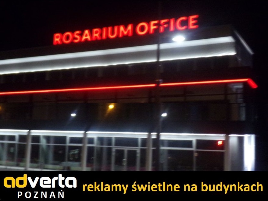 Litery 3d Rosarium Office w Poznaniu na dachu budynku.