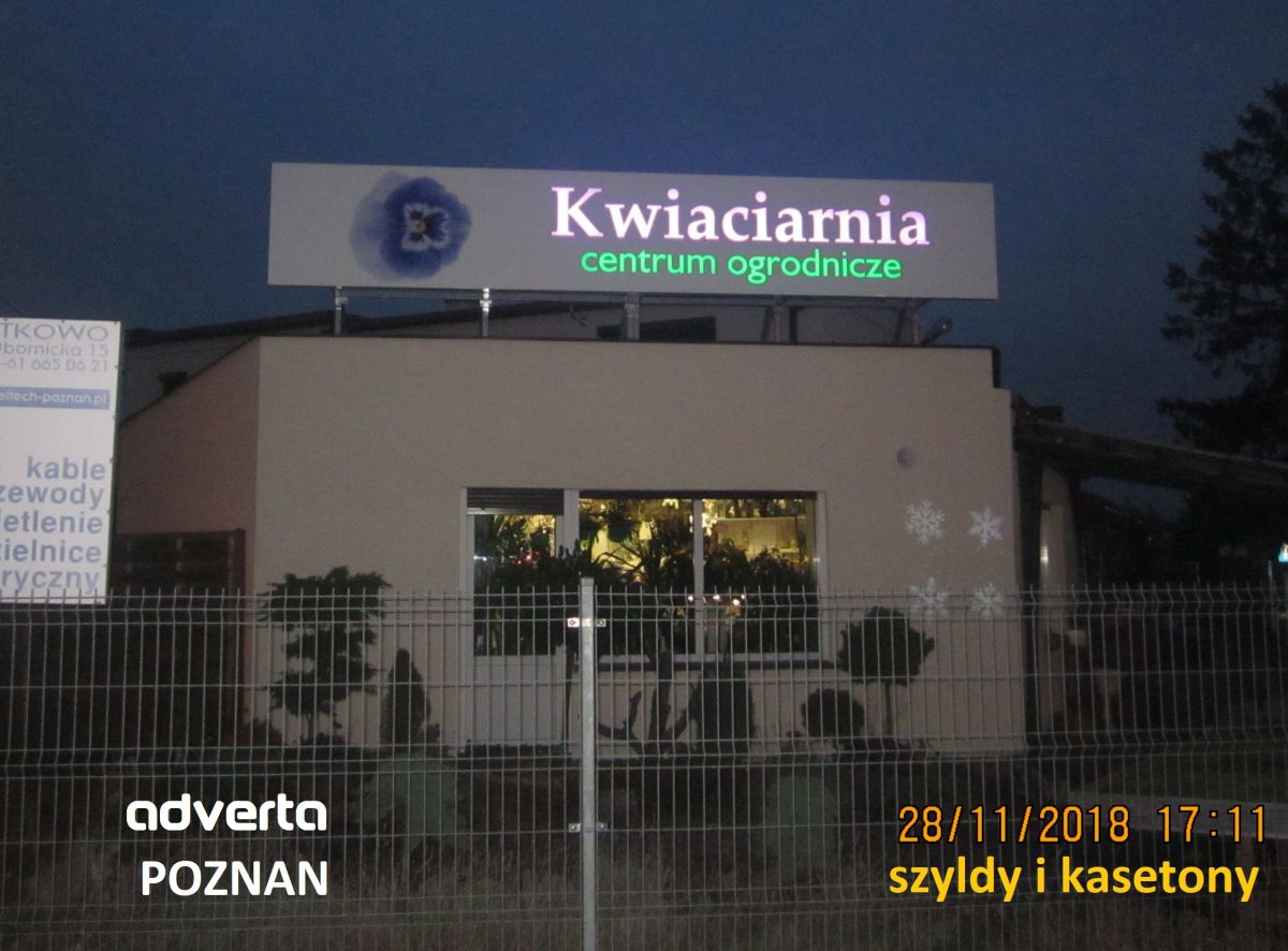 Szyldy handlowy - kaseton świetlny - kwiaciarnia Poznań.