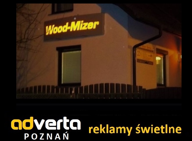 Kasetony, szyldy reklamowe wood-mizer w łuk spawane Poznań. Realizacja w Czechach.